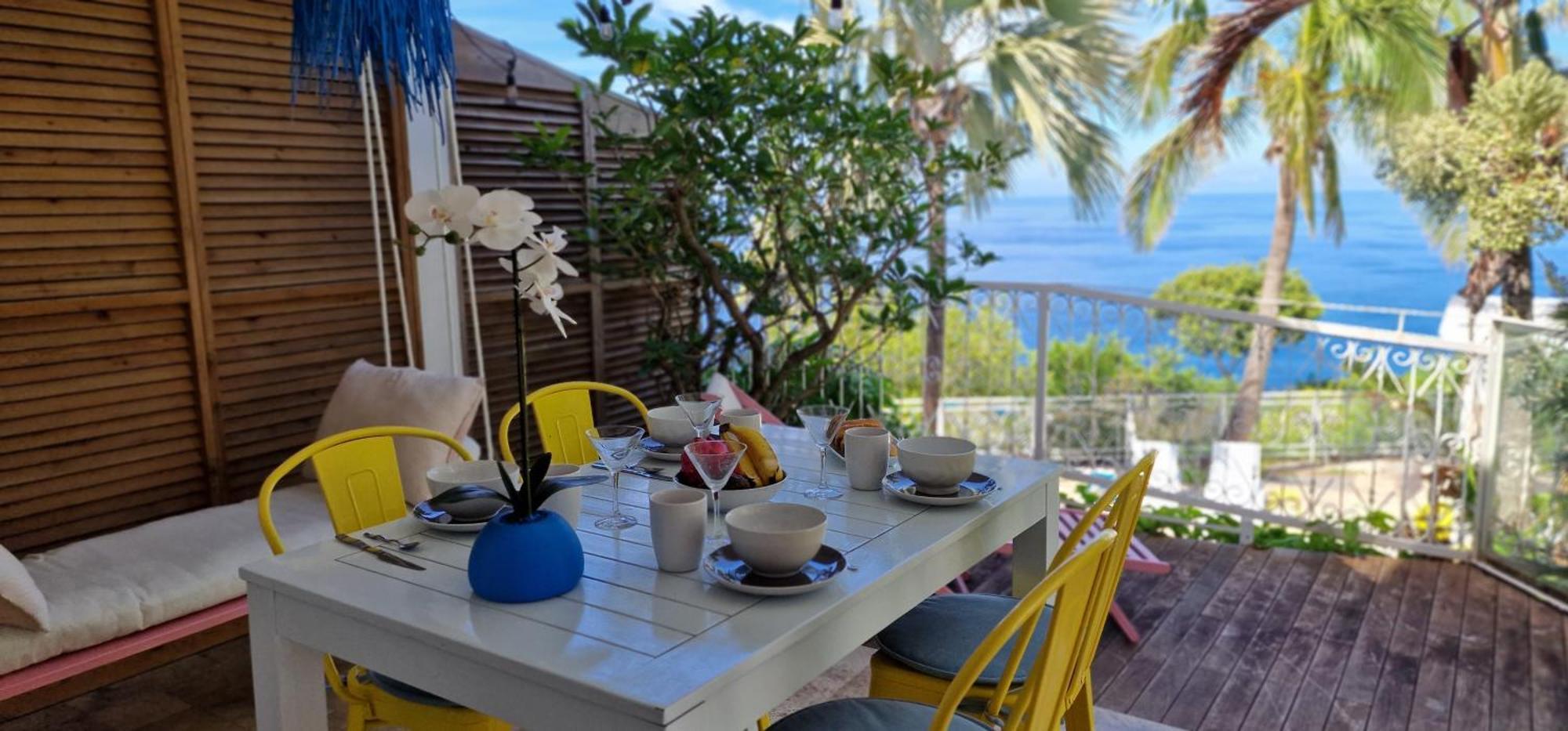 LA BOHEME, résidence de 5 appartements avec piscine, vue océan, Petite Ile Exterior foto