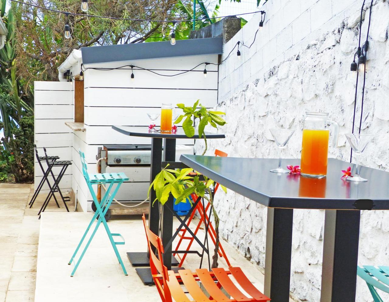 LA BOHEME, résidence de 5 appartements avec piscine, vue océan, Petite Ile Exterior foto