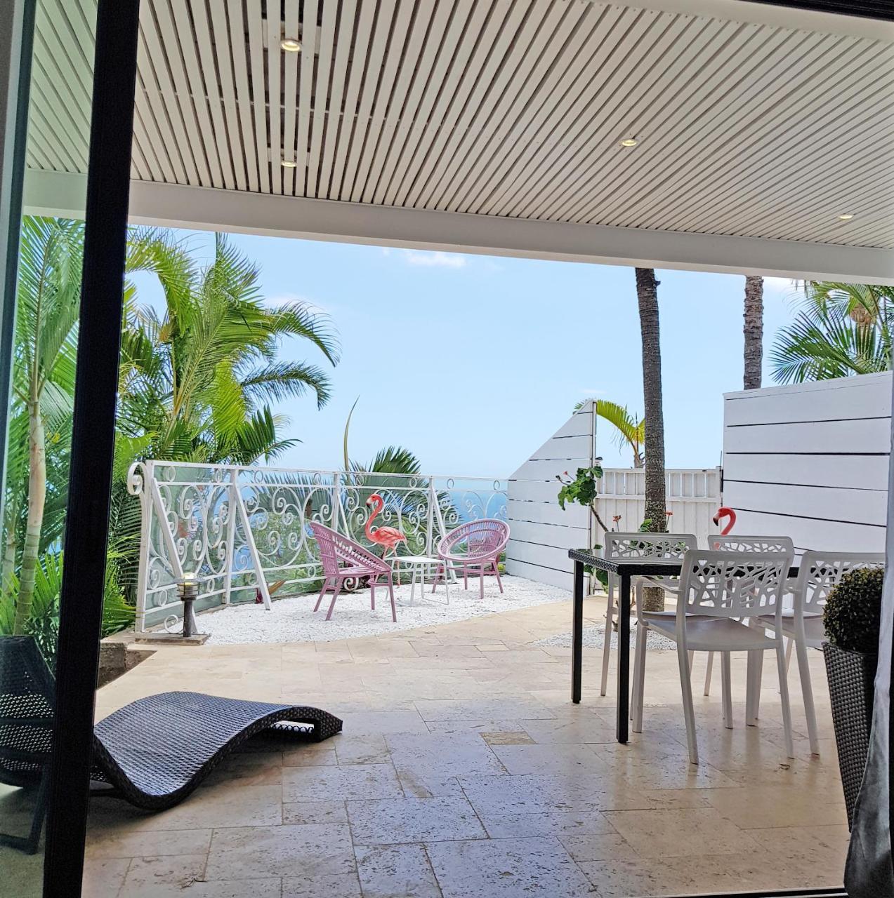 LA BOHEME, résidence de 5 appartements avec piscine, vue océan, Petite Ile Exterior foto