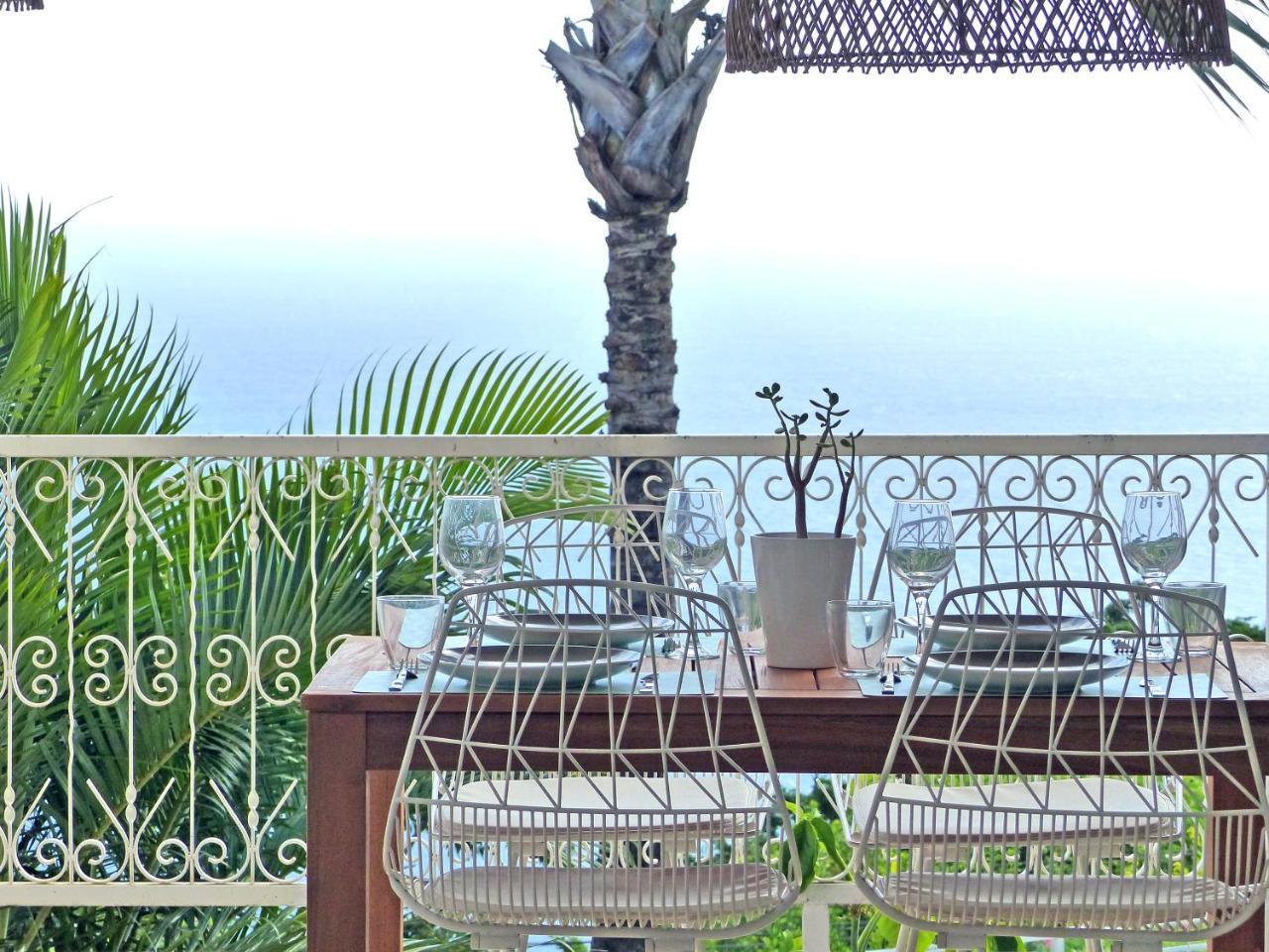 LA BOHEME, résidence de 5 appartements avec piscine, vue océan, Petite Ile Exterior foto