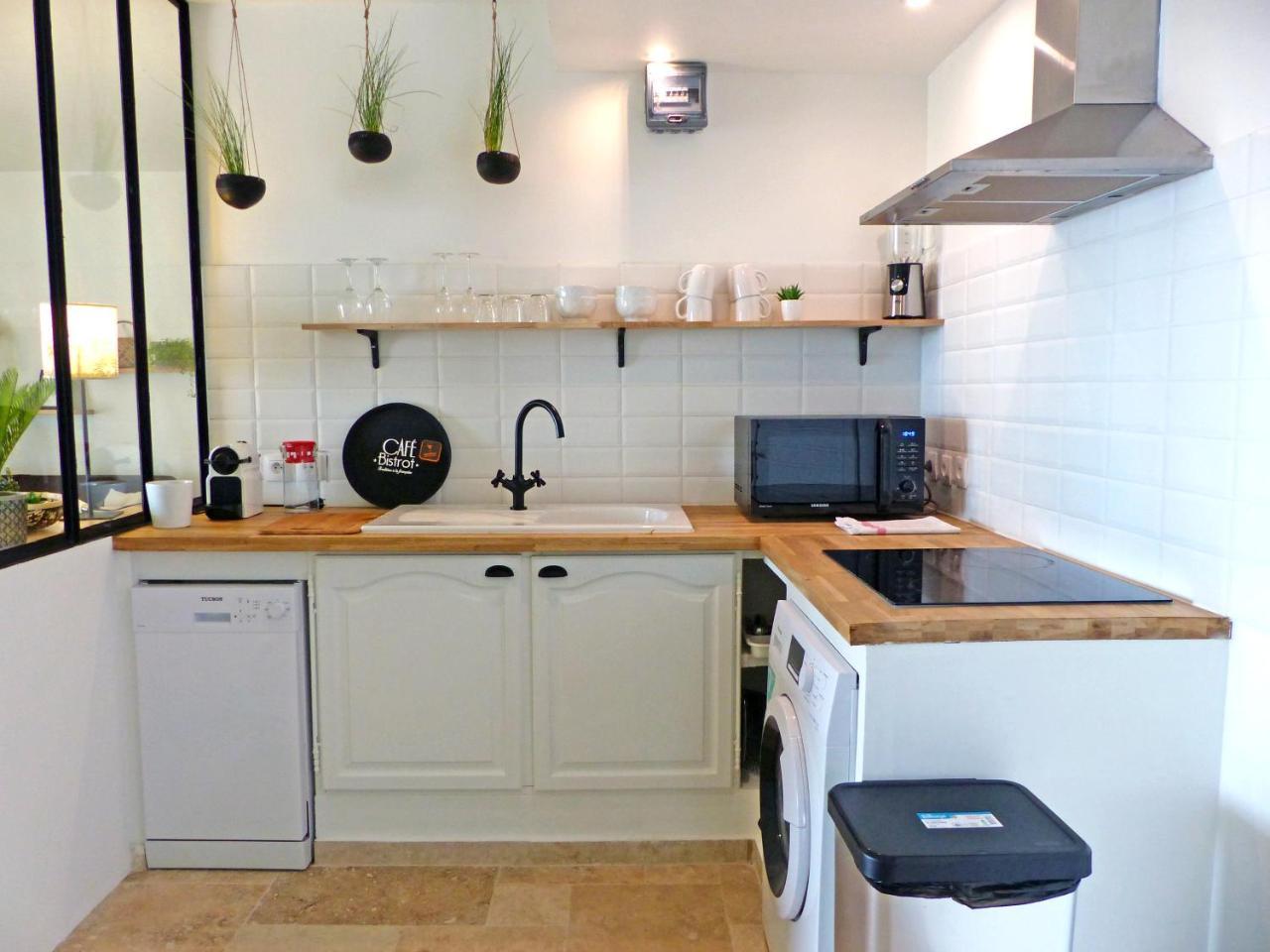 LA BOHEME, résidence de 5 appartements avec piscine, vue océan, Petite Ile Exterior foto