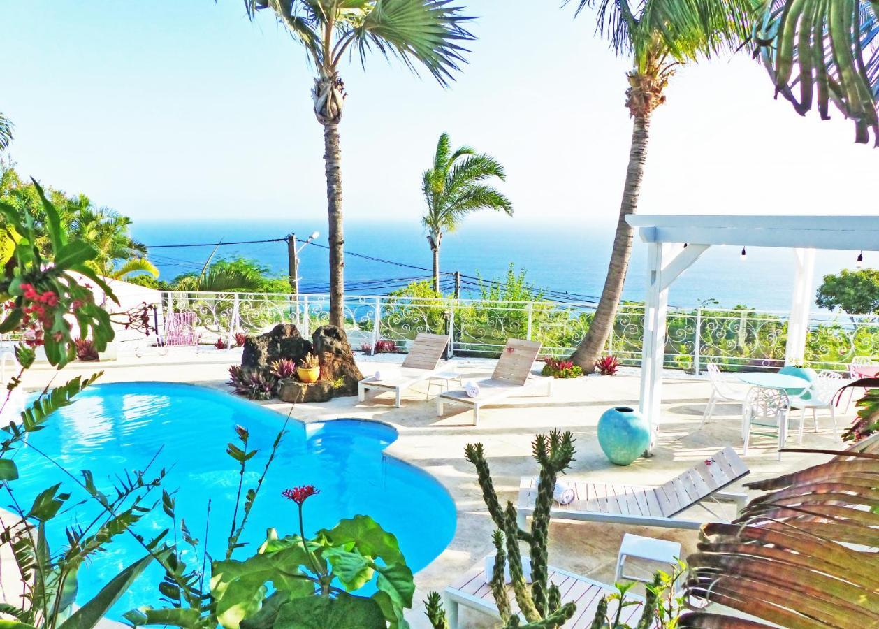 LA BOHEME, résidence de 5 appartements avec piscine, vue océan, Petite Ile Exterior foto